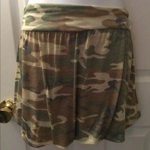 New BANANA MONKEY Camo Skirt Fold Over Waist Knit
